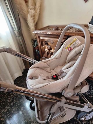Carro y cuna de niño