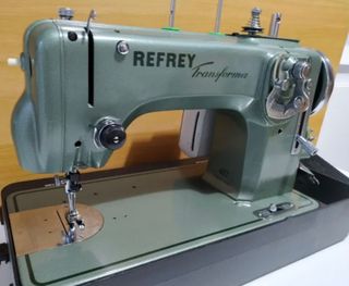 Máquina de coser Refrey Transforma 427