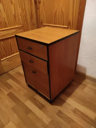 Cajonera ruedas de madera