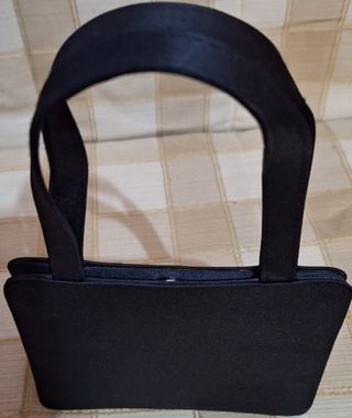 Bolso de fiesta raso negro