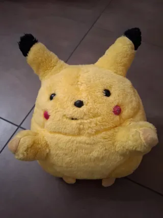 Peluche Pikachu morbido