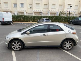 Vendo / cambio Honda Civic 2.2 I-CTDI