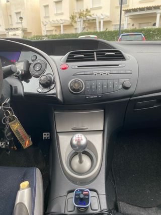 Vendo / cambio Honda Civic 2.2 I-CTDI