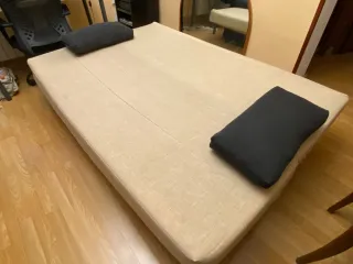 Sofá cama con arcón