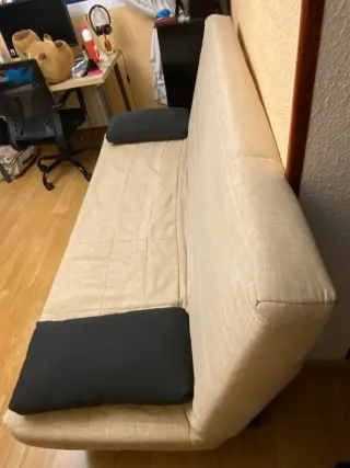 Sofá cama con arcón