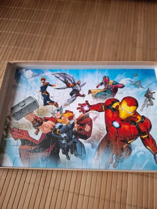 Puzzle Trefl 2 en 1 Avengers 60 piezas