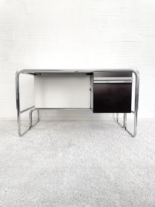 ESCRITORIO BAUHAUS METÁLICO. 70s