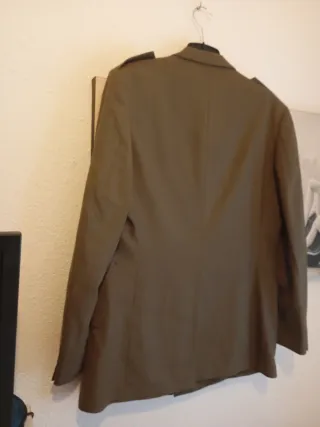 Chaqueta militar verde oliva