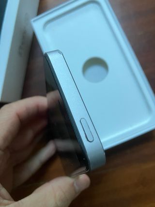 iPhone SE 64 GB Negro/Plateado