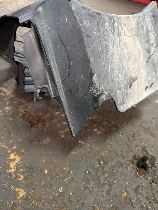 Embellecedor radiador Yamaha T-Max 560