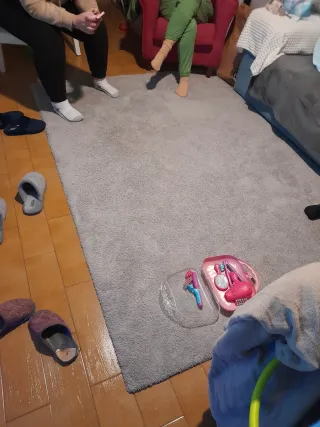 Alfombra gris poliéster