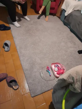 Alfombra gris poliéster