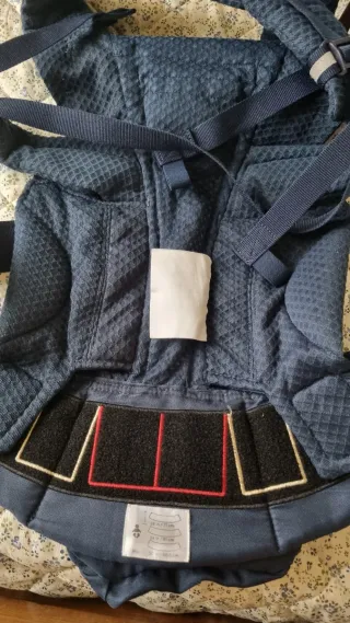 Ergobaby Omni Breeze