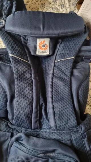 Ergobaby Omni Breeze