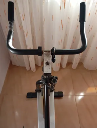 Bicicleta Estática Cups