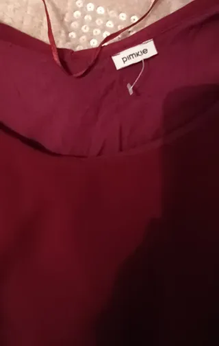 Vestido corto negro y rojo