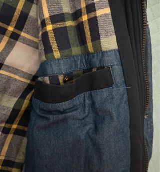 Chaquetón Negro con Gorro Talla L