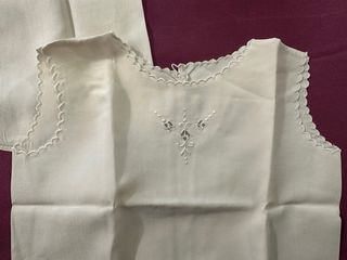 Lotto 3 camicini da neonato seta ricamati primi900