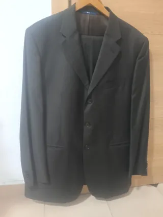 Traje de caballero marrón oscuro Talla 54/L