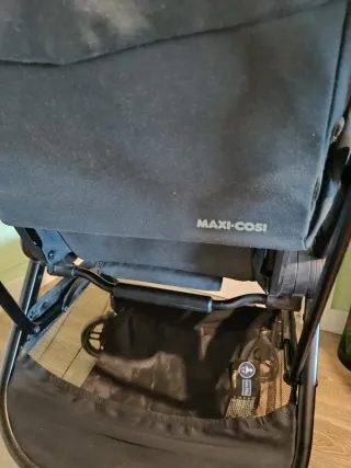 Carro de paseo Maxi-Cosi Leona prácticamente nuevo