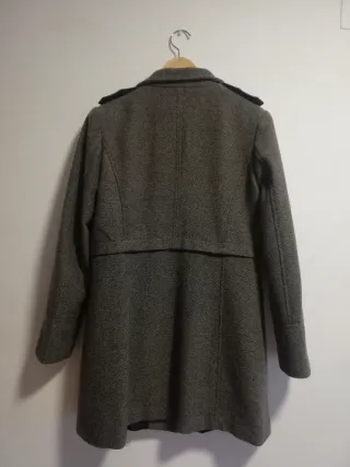 Abrigo formula joven