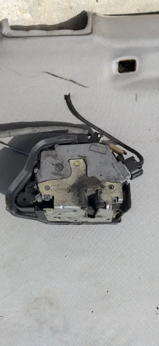 Cerradura BMW compact e46