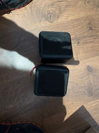 Altavoces pequeños 2 unidades
