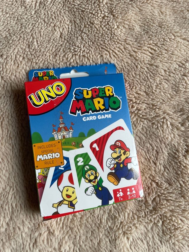 UNO Super Mario Card Game incluye manual Español