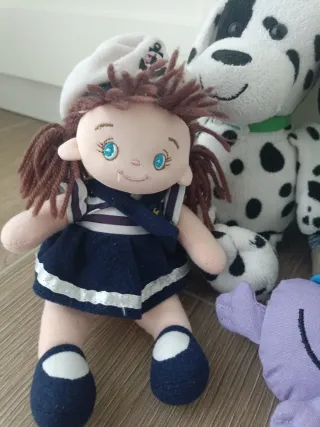 Colección de muñecos de peluche