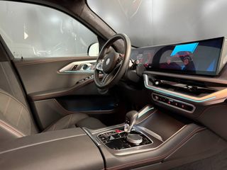 BMW XM XM 550 kW (748 CV) Label Red