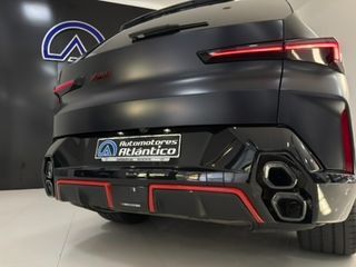 BMW XM XM 550 kW (748 CV) Label Red