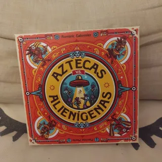 Juego de mesa Aztecas vs Alienígenas