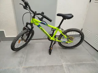 Bicicleta Rockrider verde