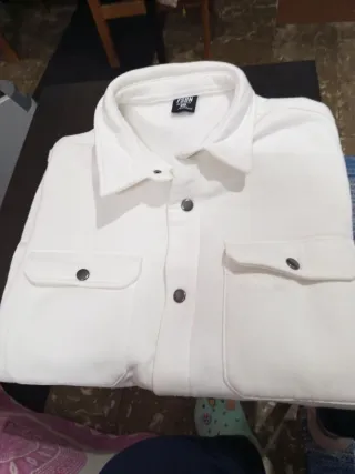 Camisa afelpada blanca hombre