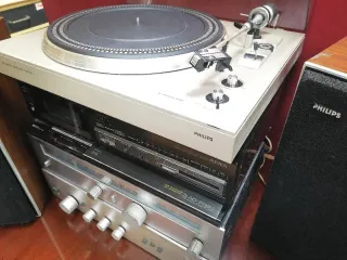 Cadena Hi-Fi: PLATO AMPLIFICADOR ALTAVOCES Y +