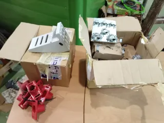 Tornillería, anclajes, tacos y soportes