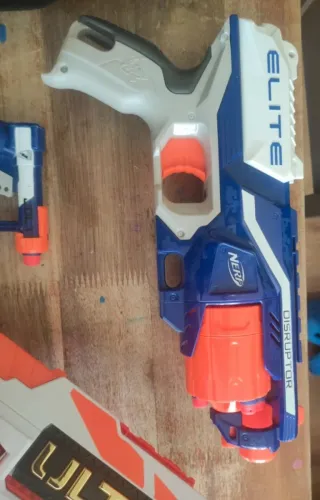 Lote de 7 Nerf Ultra y Accesorios