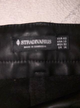 Falda larga cuero Stradivarius Talla L