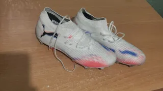 Botas de fútbol Puma multicolor talla...