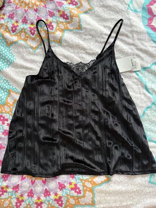 Top lencero negro Stradivarius