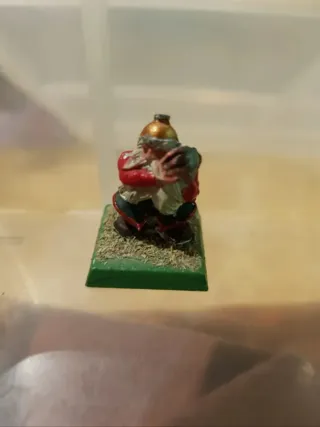Cargador de proyectiles enano Warhammer Fantasy