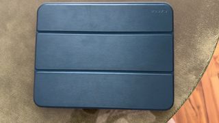 Funda iPad CACOE Azul Marino