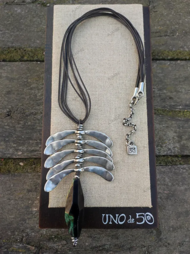 Collar Uno de 50