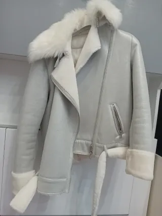 Montone argento con pelliccia