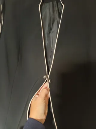 Blazer nero manica 3/4 con perline Taglia 48/50 it