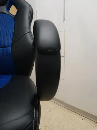 Silla de escritorio ergonómica.