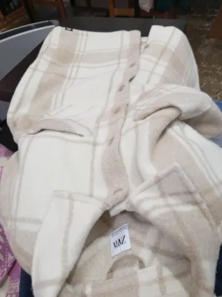 Chaqueta Zara cuadros pelo beige y marrón hombre