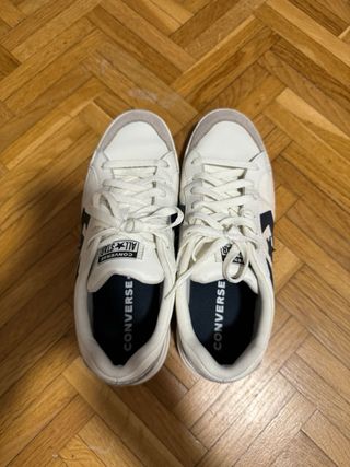 Zapatillas Converse Blancas y Azules