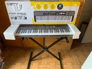 Teclado Yamaha PSR-F52