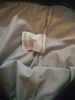 Mallas con cordones y estampado